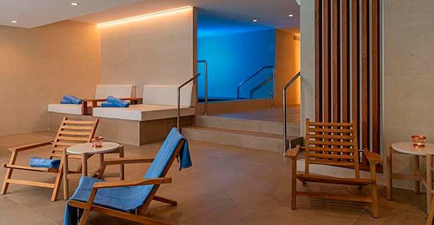 Hotel Aqua The Breeze Spa