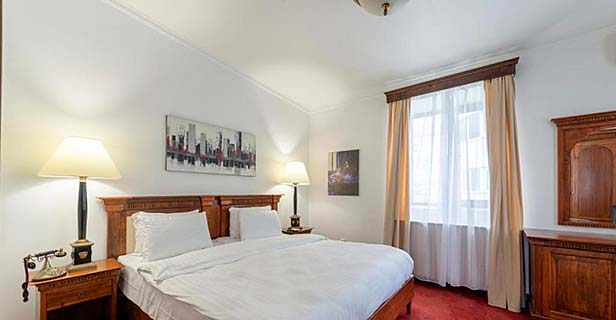 Hotel Arc De Triomphe By Citybookings