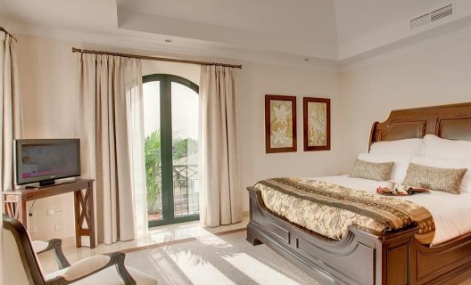 Hotel Arcos Gardens Resort Golf Club