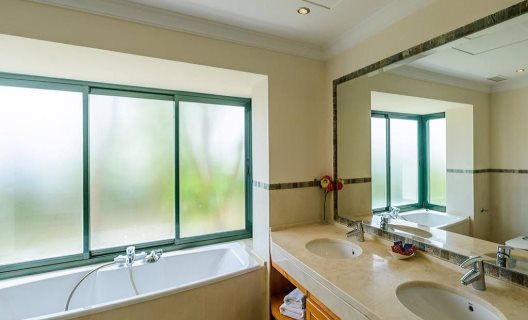 Hotel Arcos Gardens Resort Golf Club