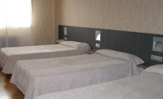 Hotel Area Serrano