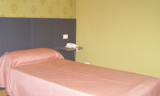 Hotel Area Serrano