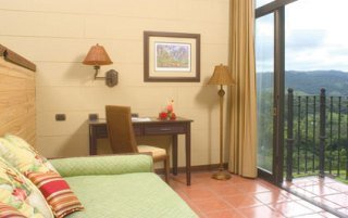Hotel Arenal Kioro