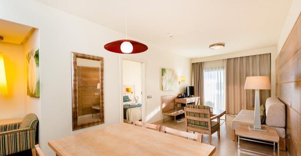 Hotel Arenas Del Mar Only Adults