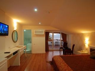 Hotel Argos