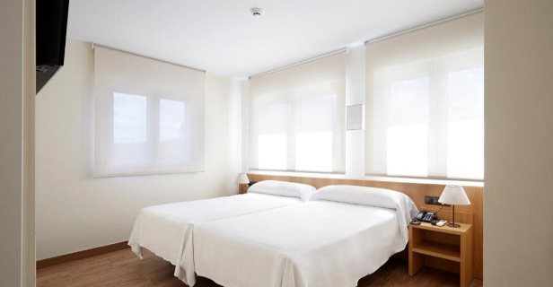 Hotel Arias Aeropuerto