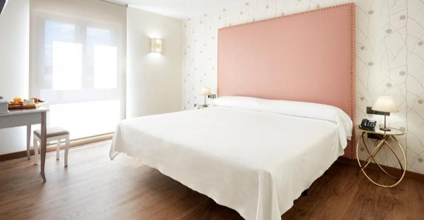 Hotel Arias Aeropuerto