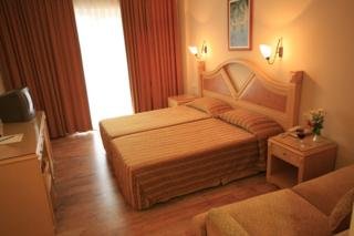 Hotel Armar Family Suites