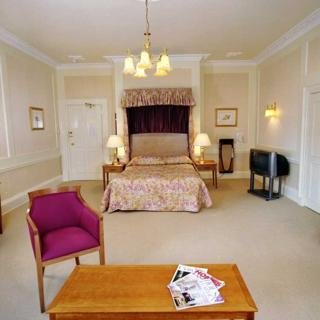 Hotel Arnos Manor