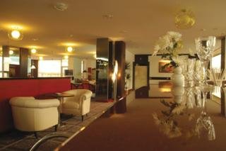 Hotel Aro Palace
