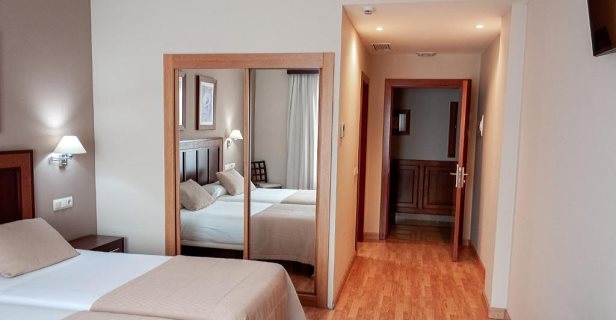 Hotel Arva Santiago León