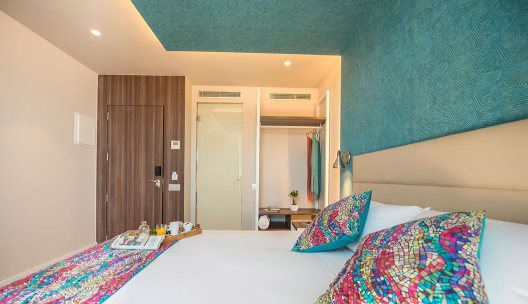 Hotel Arya Stadium
