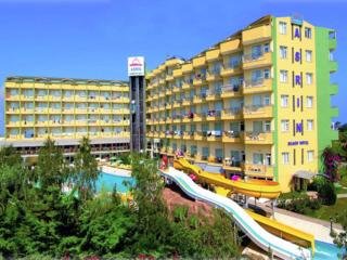 Hotel Asrin Beach