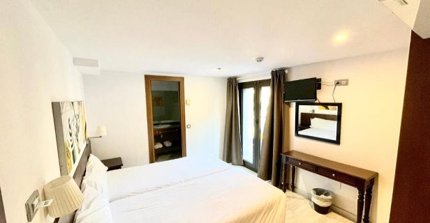 Hotel Aston