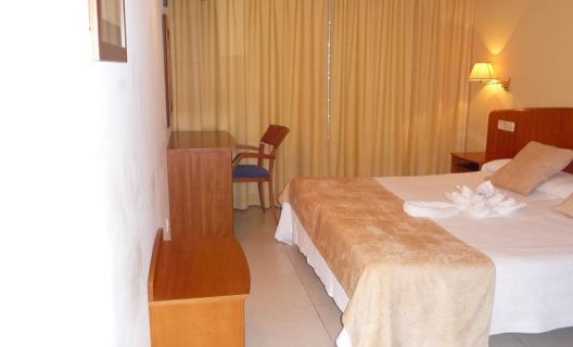 Hotel Atalaya II