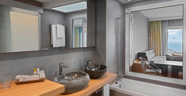 Hotel Atlantic Mirage Suites & Spa