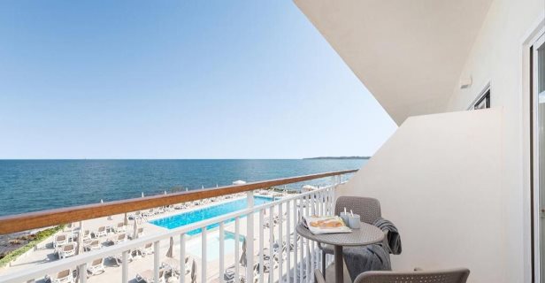 Hotel Atolon