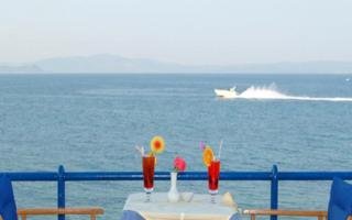 Hotel Attica Beach