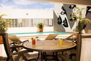 Hotel Augustus Plaza Inn