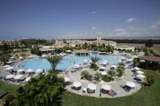 Hotel Avanti Village