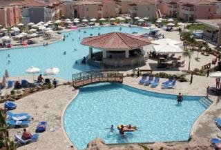 Hotel Avanti Village