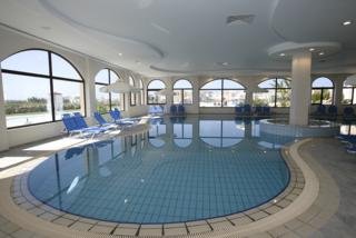 Hotel Avanti Village