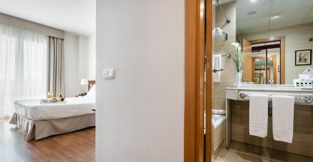 Hotel Avenida Almería