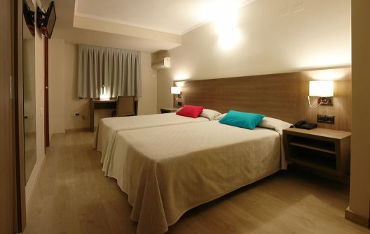 Hotel Avenida Plaza