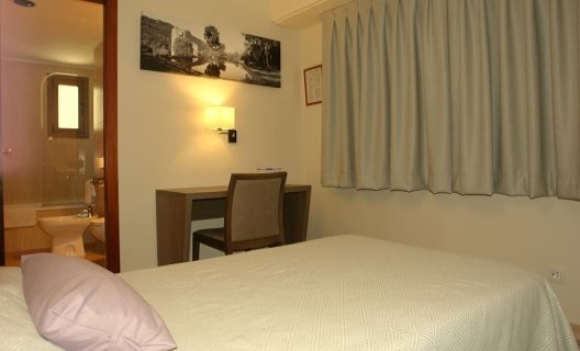 Hotel Avenida Plaza
