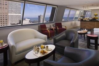 Hotel Avenue Crowne Plaza