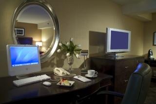Hotel Avenue Crowne Plaza