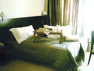 Hotel Avra
