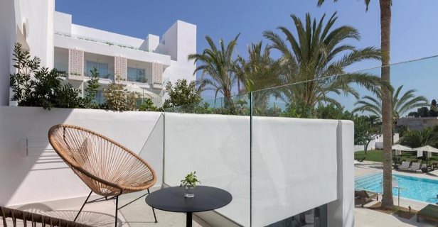 Hotel Ayron Park