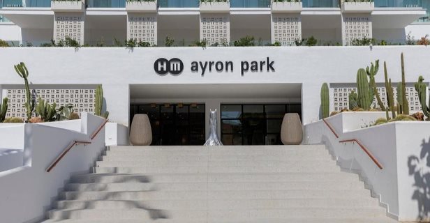 Hotel Ayron Park