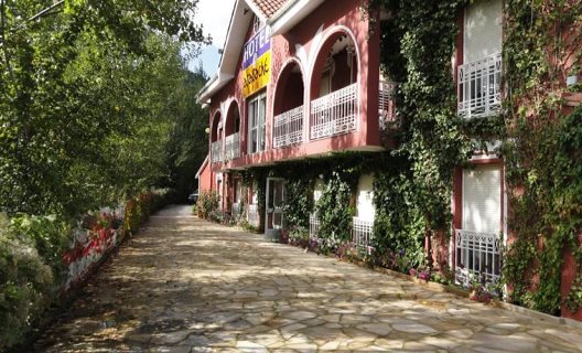 Hotel Azabache Cardes
