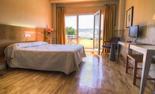 Hotel Azar