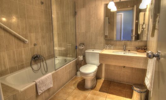 Hotel Azar