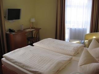 Hotel Azimut Dresden