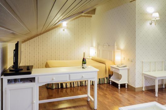 Hotel Azofra