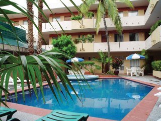 Hotel Azteca Inn