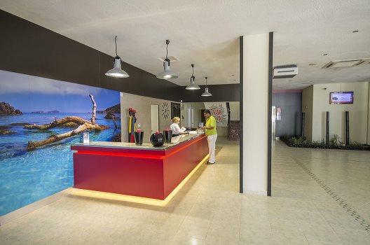 Hotel Azuline Pacific