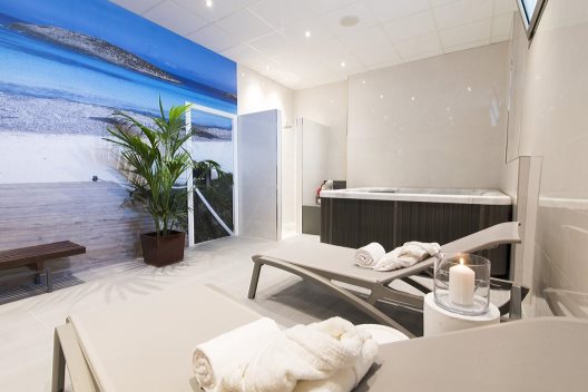 Hotel Azuline Pacific