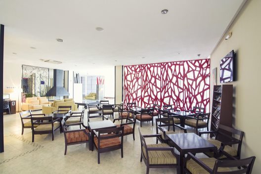 Hotel Azuline Pacific