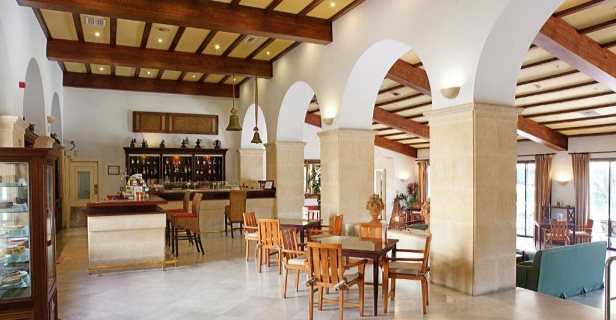 Hotel Azz Guadacorte Campo De Gibraltar