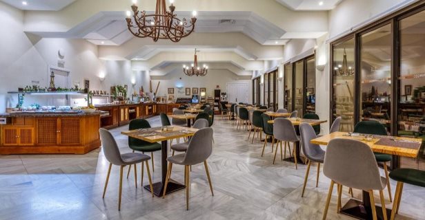 Hotel Azz Guadacorte Campo De Gibraltar