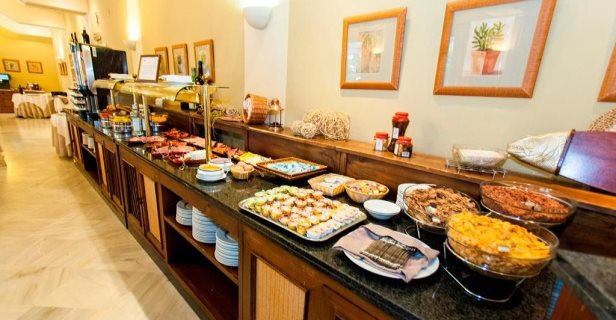 Hotel Azz Guadacorte Campo De Gibraltar