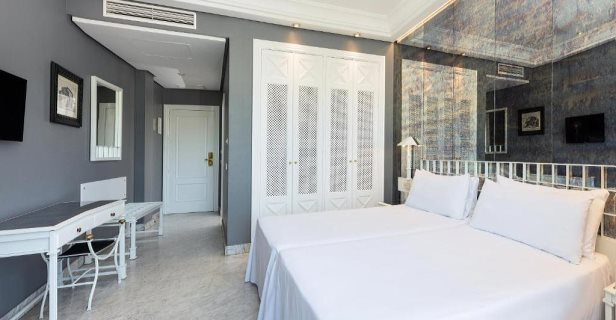 Hotel Azz Merida Medea