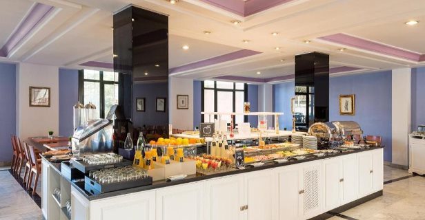 Hotel Azz Merida Medea