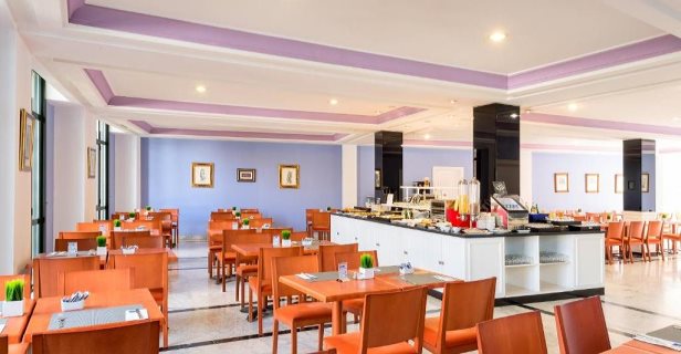 Hotel Azz Merida Medea