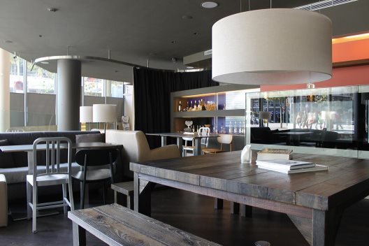Hotel B